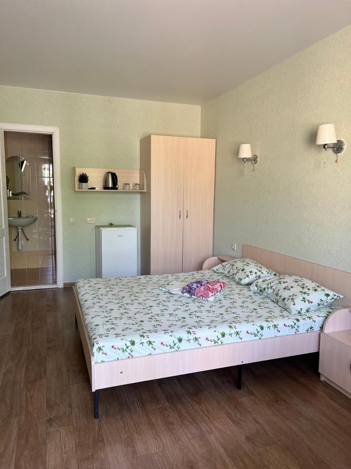 Готель Гостевой Дом Pearl By The Sea Фонтанка Екстер'єр фото